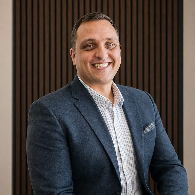 Samuel Hernández, Director Legal